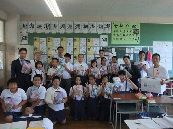 小学校訪問の様子